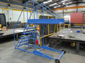 Cantilever Access Steps