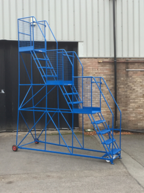 TekA Step Split Level Platform Steps