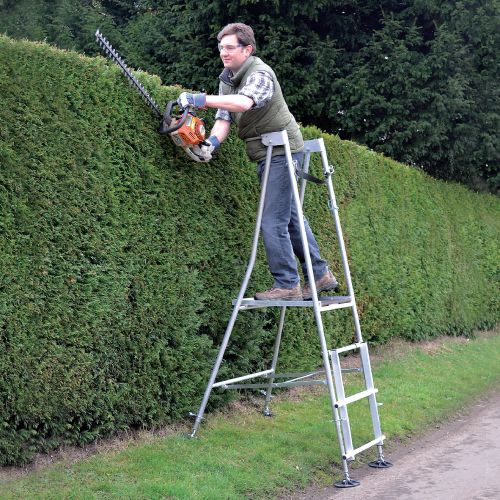Henchman Hi-Step Junior Garden Platform Ladder