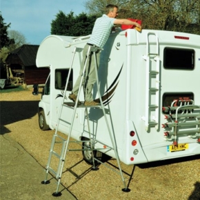 Henchman Hi-Step Major Garden Platform Ladder