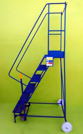 Mobile Lorry Access Steps