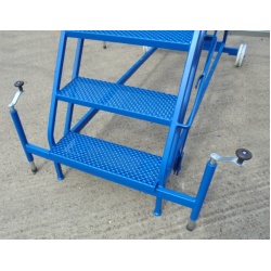 Hercules Lorry Access Steps with Bat Wings