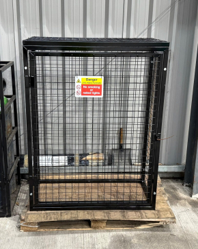 Flat Pack Lockable Gas Cylinder Storage Cage