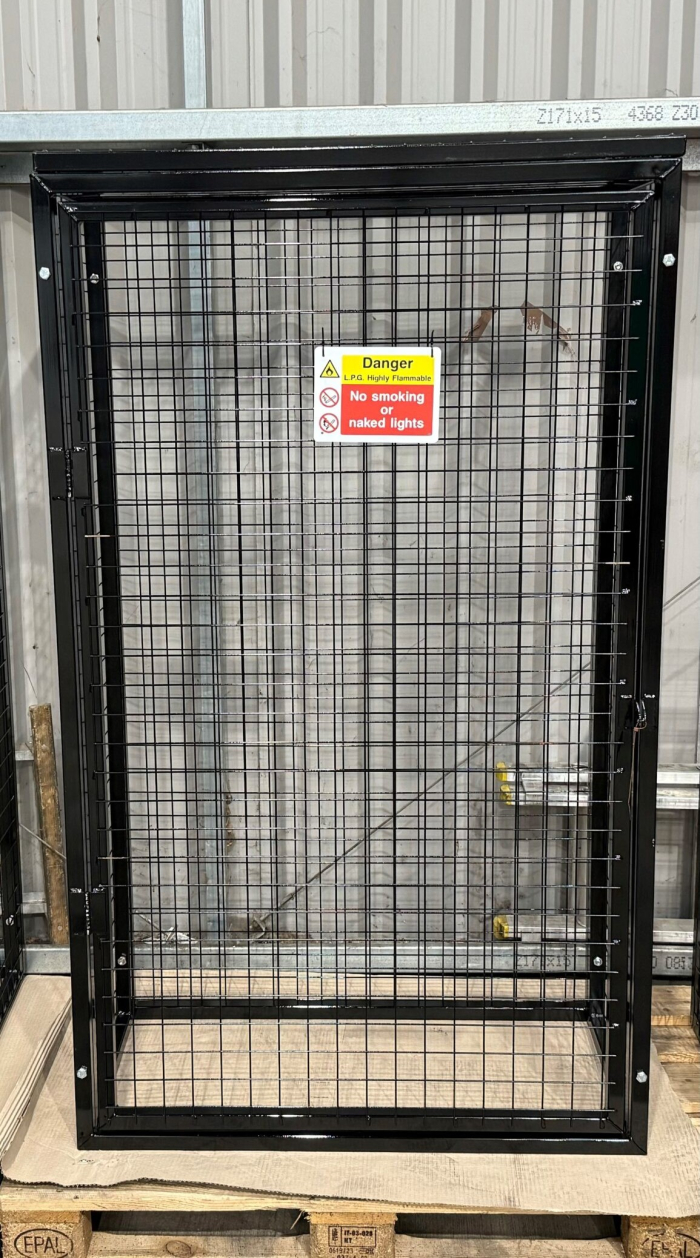 Flat Pack Lockable Gas Cylinder Storage Cage