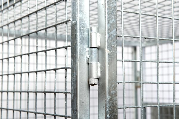 Armorgard Tuffcage folding one piece gas cylinder storage cage - hinge