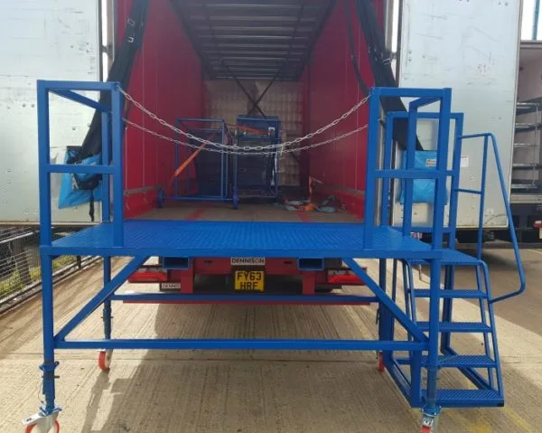 Heavy Duty Mobile Lorry Access Platform 2000kg