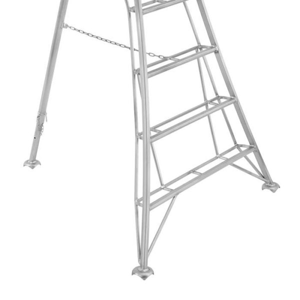 Henchman Tripod Garden Steps with 1 Adjustable Leg